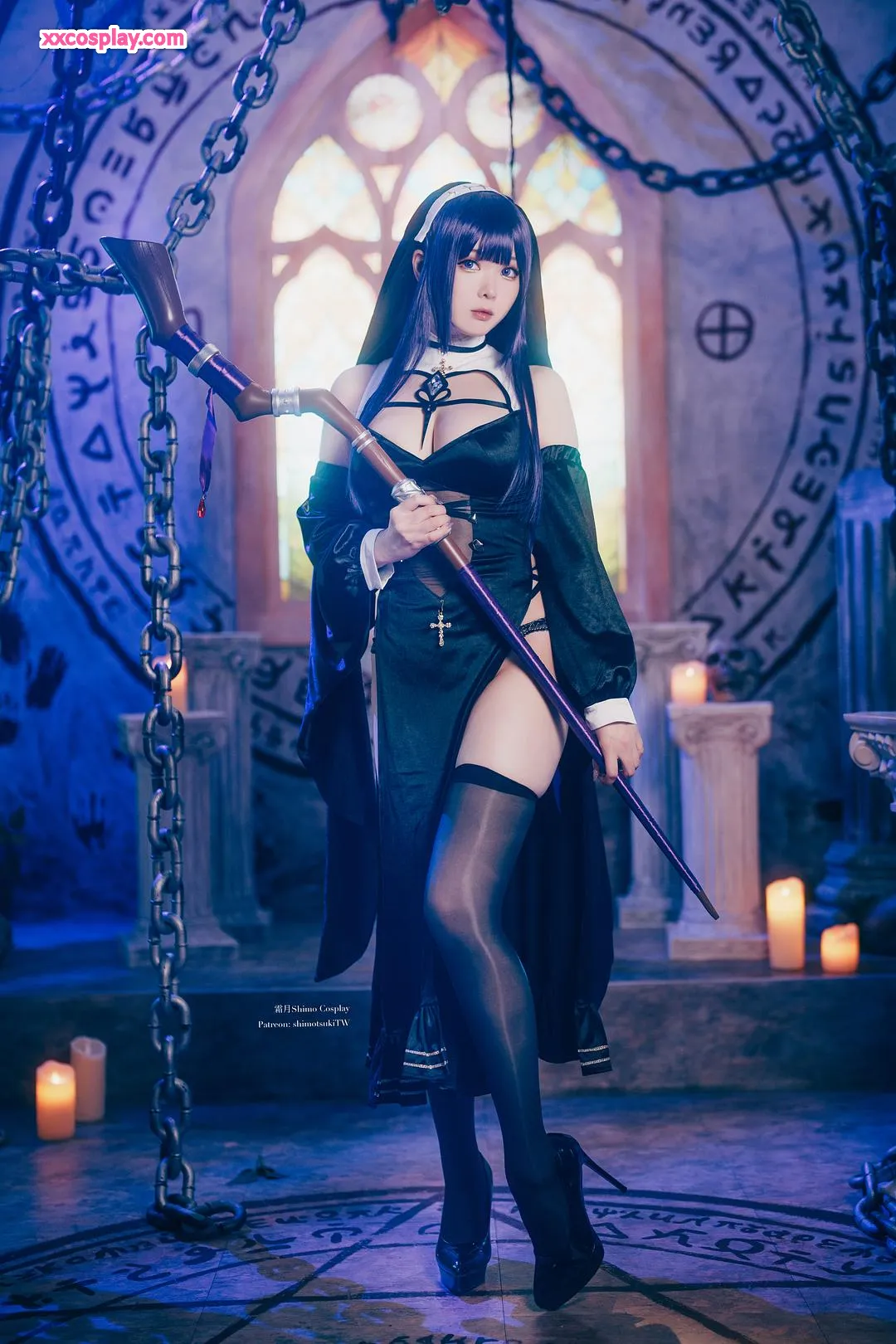 Shimo: Seductive Dark Nun